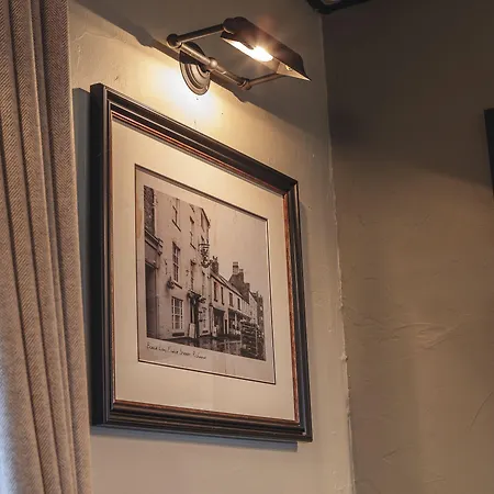 Black Lion North Yorkshire 3* Richmond (North Yorkshire)