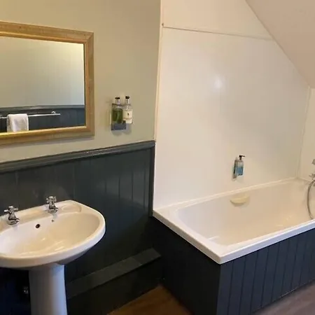 Hotel Black Lion North Yorkshire 3*