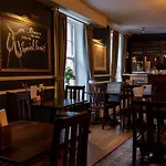 北约克郡里士满黑狮酒店 3*