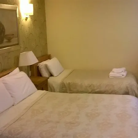 Black Lion North Yorkshire 3* Richmond (North Yorkshire)